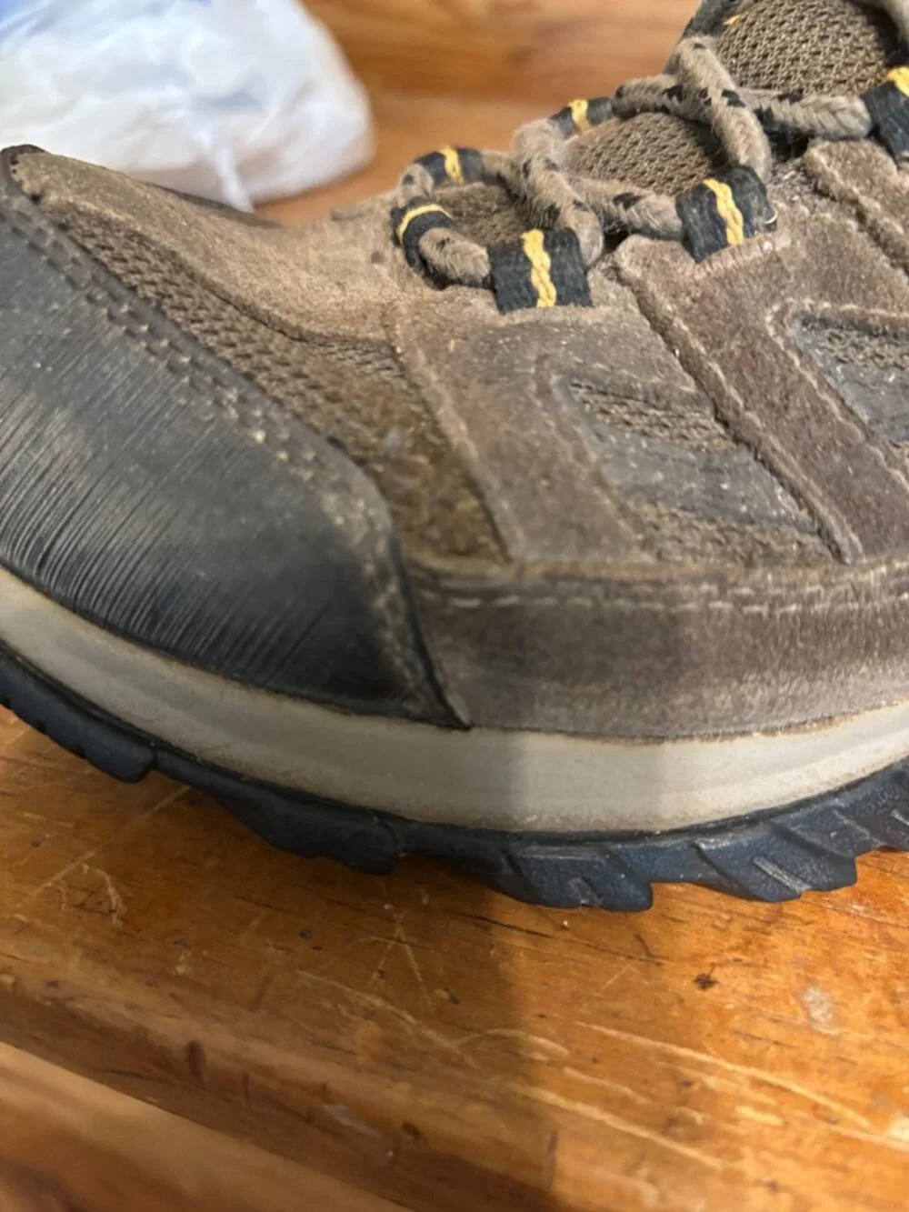 Men's Columbia Leather Hiking Boots Size 9